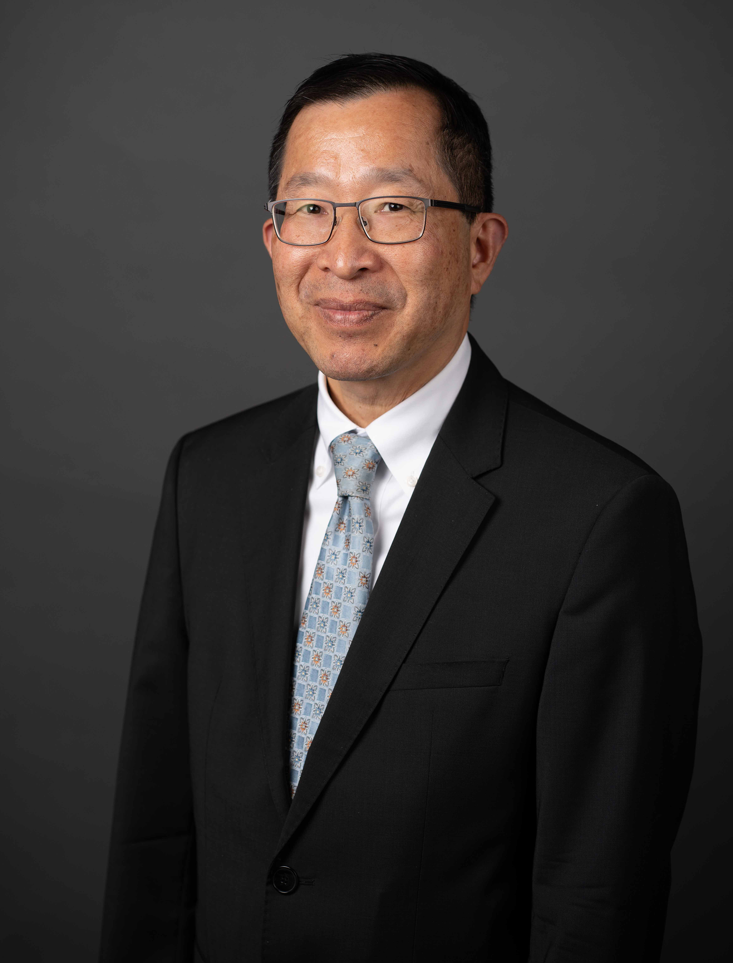 Robert Oyung portrait